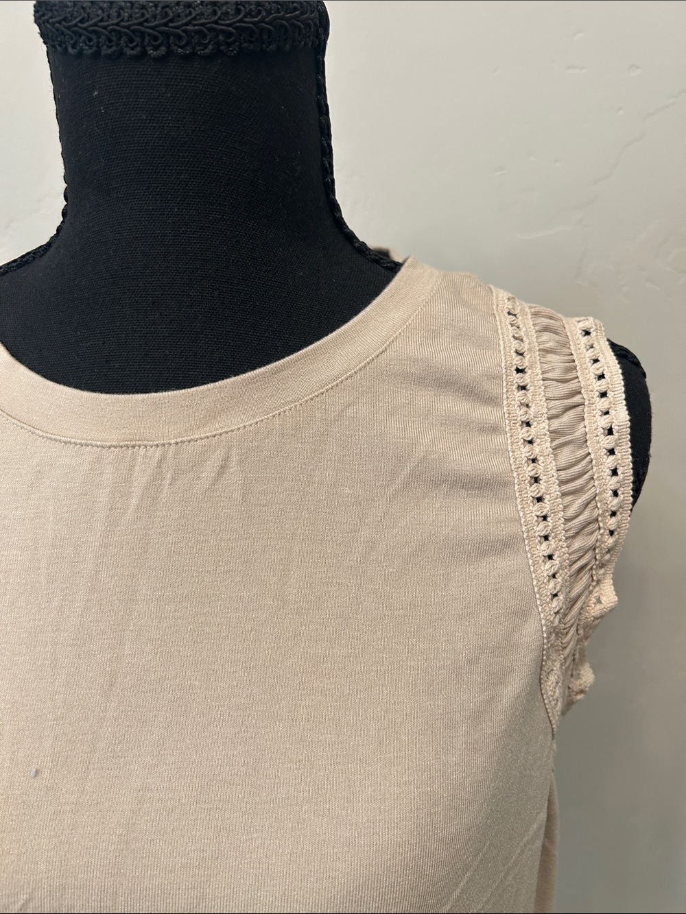 Maurices Crochet-Trim Sleeveless Tank Top in Beige XL